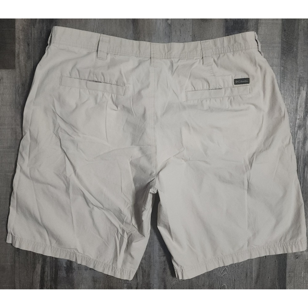 Columbia Shorts Mens 38 Tan Khaki Cotton Blend Outdoor Utility Hiking 10" Inseam - Picture 6 of 9